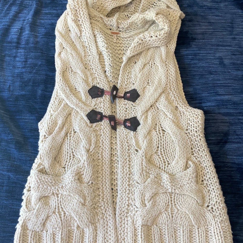 Free People Cream Cable Knit Cardigan Sleeveless